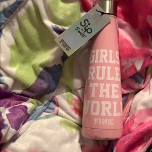 Limited Edition PINK Girls Rule The World S’Well!!